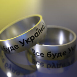 Кільце з титану з написом «Все буде Україна»